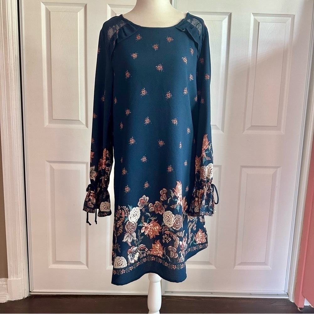 Xhilaration Navy Blue Floral Long Sleeve Shift Dress